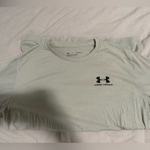 Men’s Under-armor Shirt